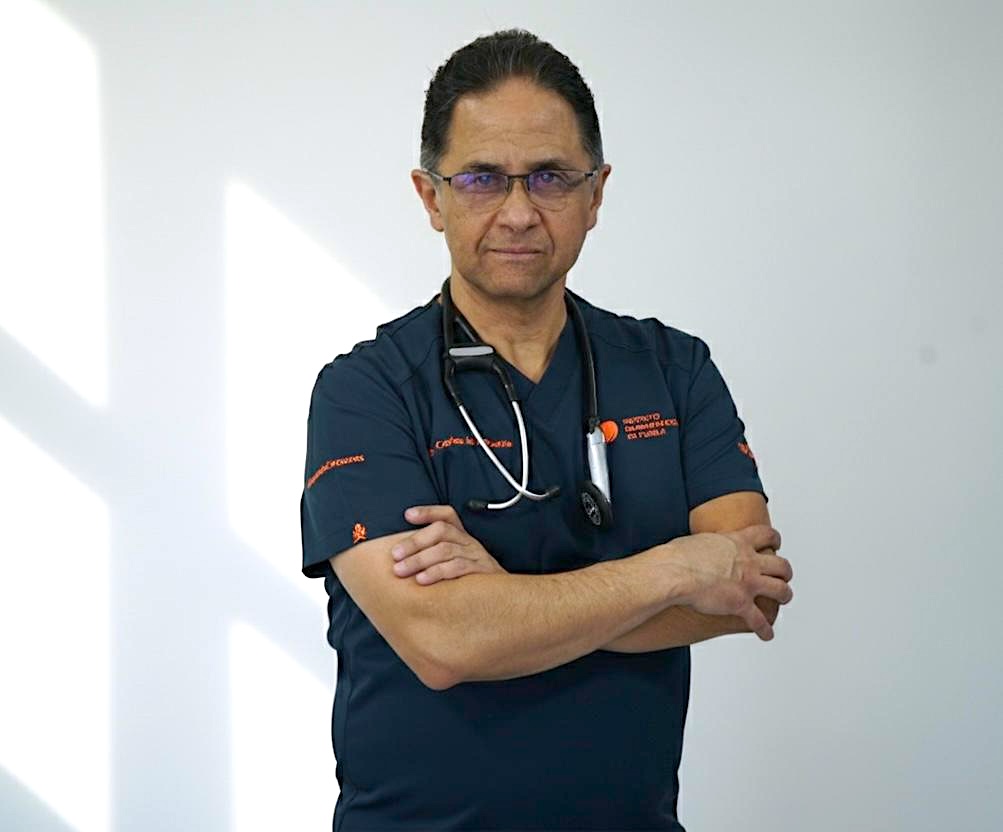 Dr. Carlos De La Fuente Macip